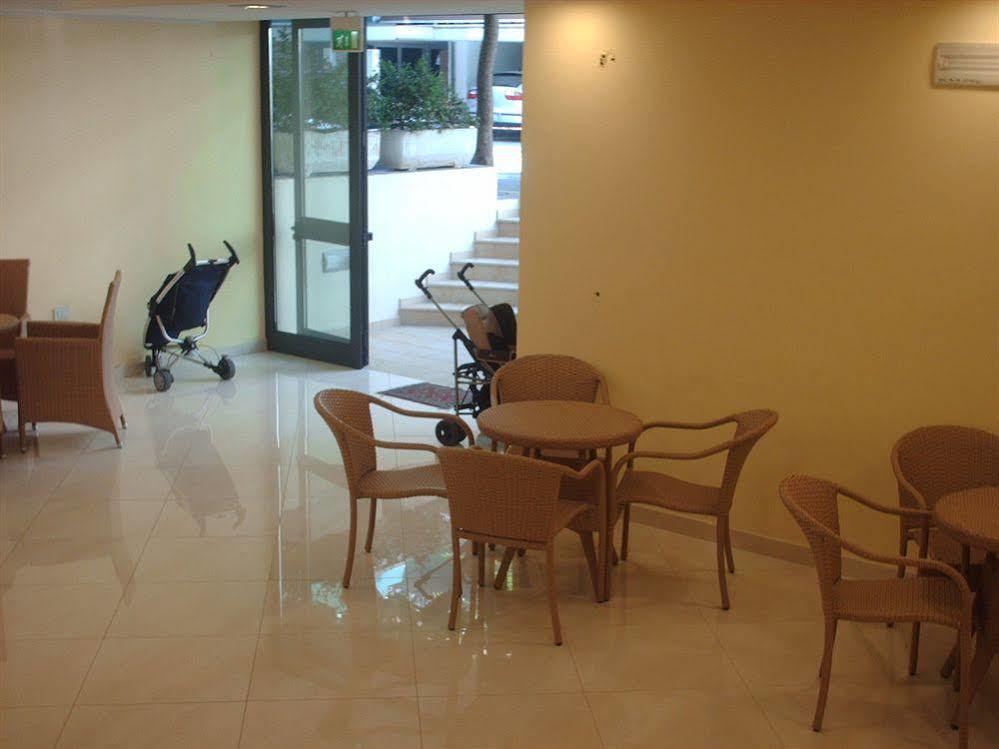 Hotel Esperia กัตตอลิกา ภายนอก รูปภาพ