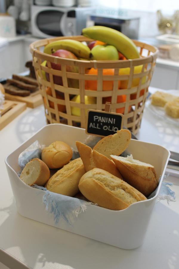 Hotel Esperia กัตตอลิกา ภายนอก รูปภาพ